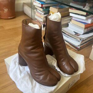 Maison Margiela Tabi Boots 38